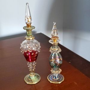 Vintage bundle of two perfume bottle atomizer with stoppers gold green burgundy